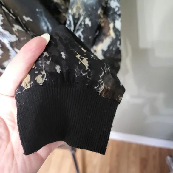 CAbi Semi'Sheer Animal Print Pullover Top M - Picture 2 of 6